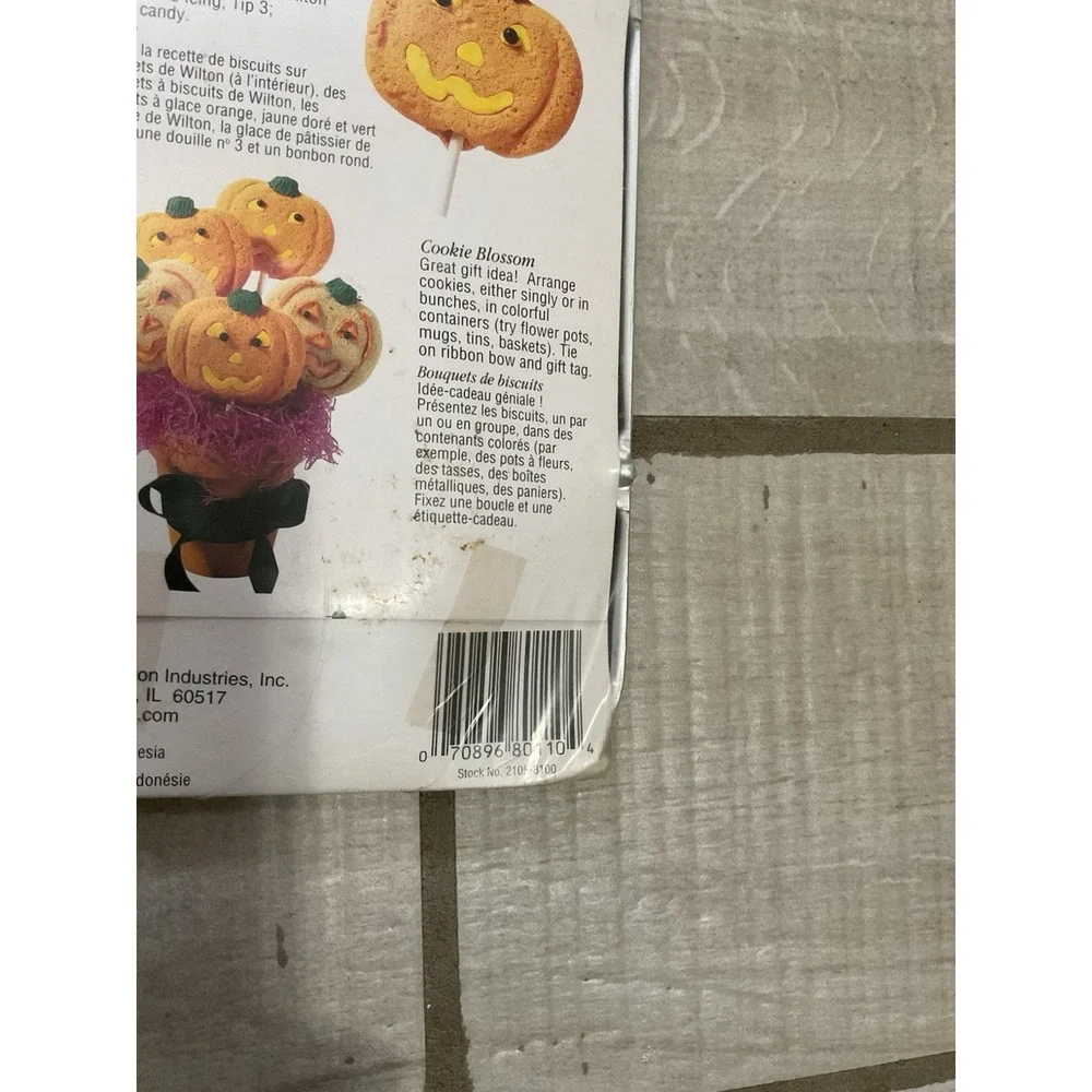 NEW Wilton 1998 Jack-o-lantern Pumpkin Cookie Treat Sucker Pan